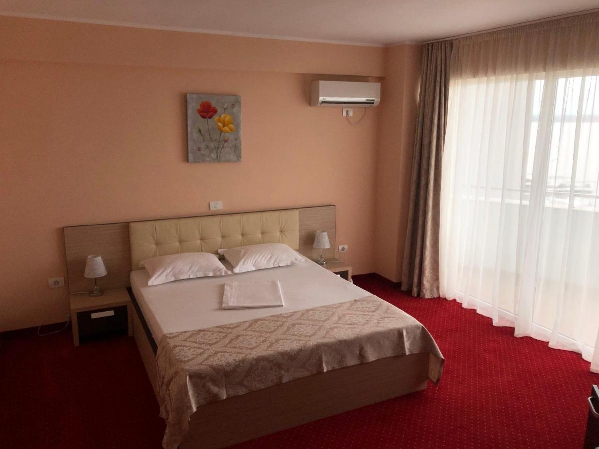 Hotel Romantic مامايا المظهر الخارجي الصورة
