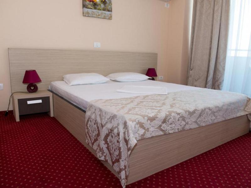 Hotel Romantic مامايا المظهر الخارجي الصورة