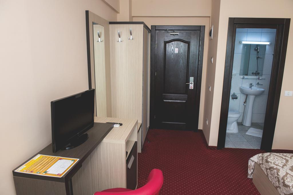 Hotel Romantic مامايا المظهر الخارجي الصورة