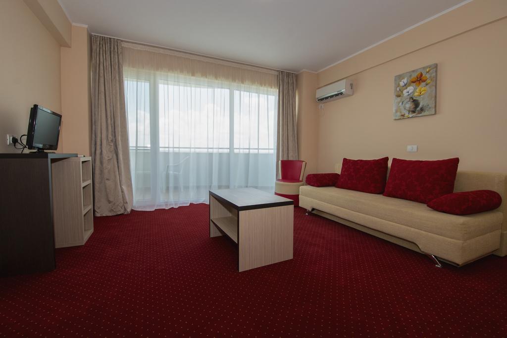 Hotel Romantic مامايا المظهر الخارجي الصورة