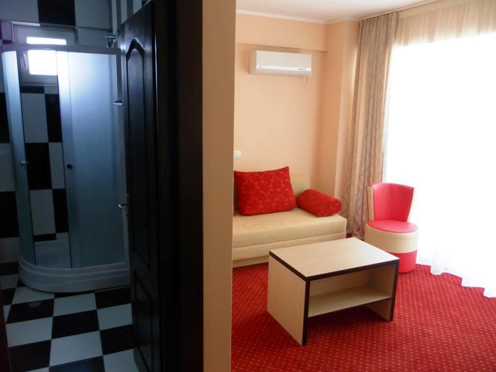 Hotel Romantic مامايا المظهر الخارجي الصورة